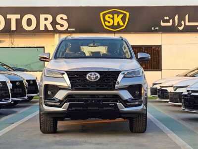 2026 Toyota Fortuner SR5 ADVENTURE 4.0L V6 PETROL Engine Silver Black SUV GCC