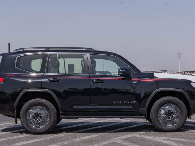 2026 Toyota Land Cruiser 300 GR-Sport 3.5L V6 Twin-Turbo Petrol Engine Black Red SUV