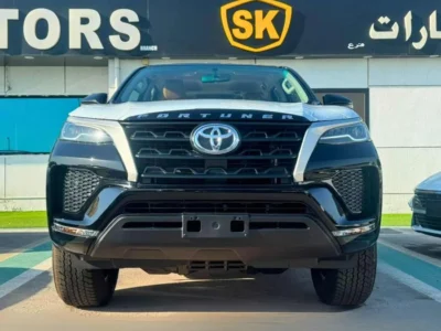2026 Toyota Fortuner SR5 MID OPTION 2.7L PETROL V4 AT Black Brown SUV GCC Specs