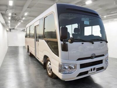 2025 Toyota Coaster 4.0L 4-cylinder Inline turbocharged Diesel White Brown Bus 23 Seats