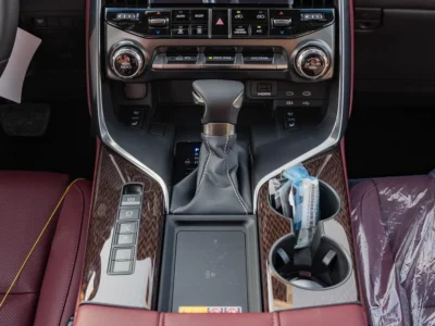 2026 Lexus LX600 Signature 3.5L V6 Twin-Turbo Petrol Engine White Red SUV GCC Specs