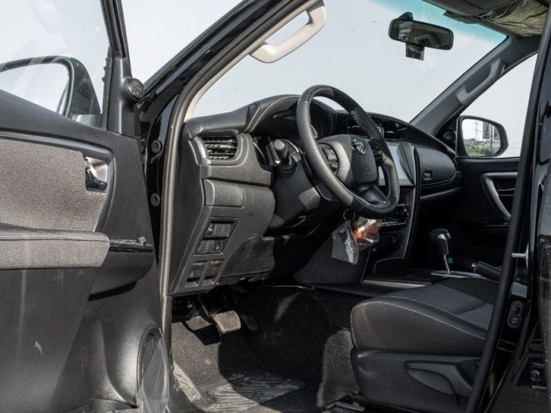 2026 Toyota Fortuner VX 4.0 Litres V6 Petrol Engine Black SUV GCC Specs Automatic