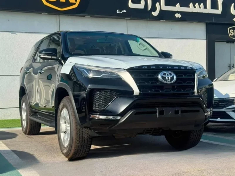 2026 Toyota Fortuner SR5 MID OPTION 2.7L PETROL V4 AT Black Brown SUV GCC Specs