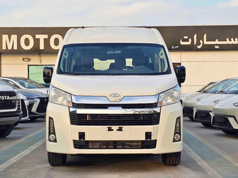 2026 Toyota Hiace HIGHROOF GL 13 SEATS WITH LEATHER 2.8L V4 DIESEL White Beige Van