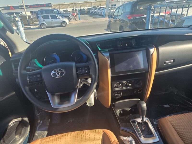 2026 Toyota Fortuner 2.7 Litres 4-Cylinder Petrol Engine Dark Grey Brown SUV GCC Specs
