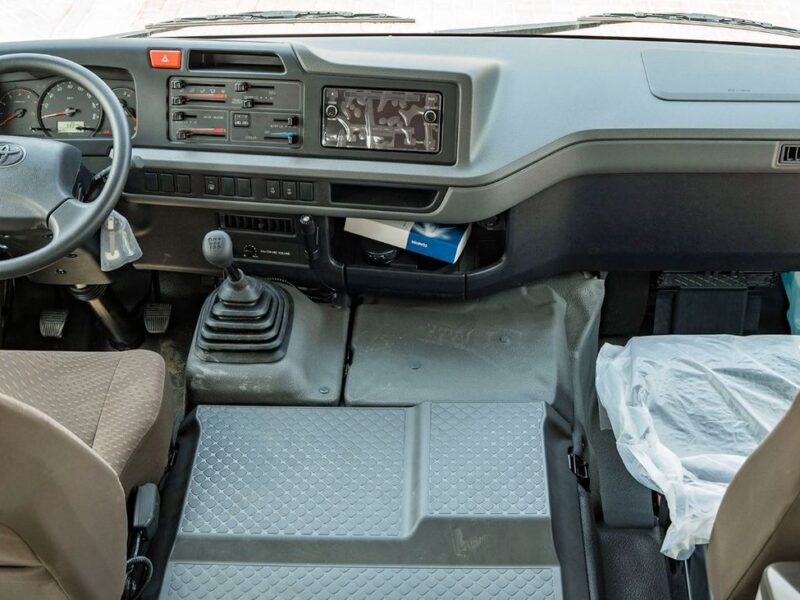 2026 Toyota Coaster 4.0 Litres 4-Cylinder Turbo Diesel White Brown Bus GCC Specs