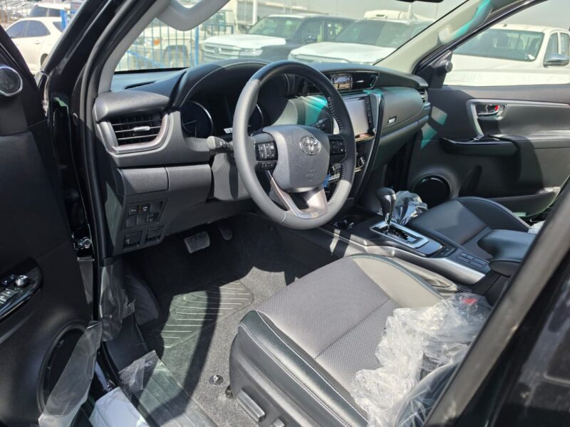 2026 Toyota Fortuner 4.0 Litres V6 PETROL Engine Black SUV GCC Specifications Full Option