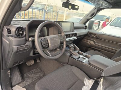 2026 Toyota Prado 2.4 Litres 4 Cylinders Turbo Petrol Engine White Black SUV GCC Specs