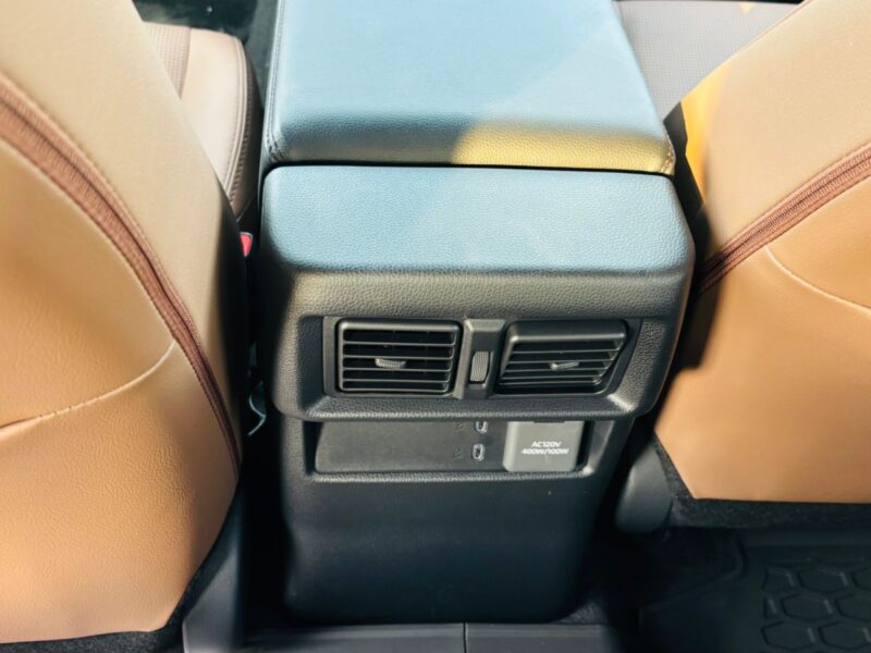 2026 Toyota 4Runner i-FORCE 2.4L turbocharged 4-cylinder Engine Black Tan SUV GCC Specs
