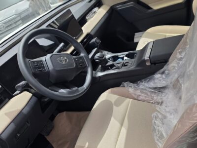 2026 Toyota RAV 4 2.5 Litres 4 Cylinders Hybrid Engine White Beige SUV GCC Specifications