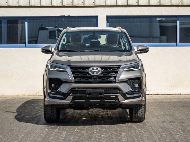 2026 Toyota Fortuner 4.0 Litres V6 PETROL Engine Grey Tan SUV GCC Specifications