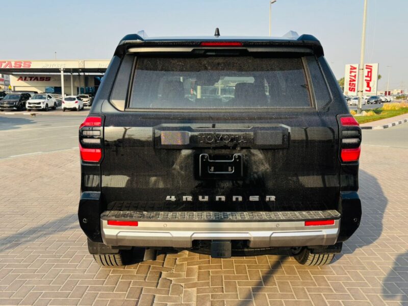 2026 Toyota 4Runner i-FORCE 2.4L turbocharged 4-cylinder Engine Black Tan SUV GCC Specs