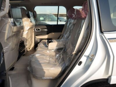 2025 Toyota Land Cruiser VXR 3.3L V6 Twin-Turbo Diesel Engine White Beige SUV GCC Specs