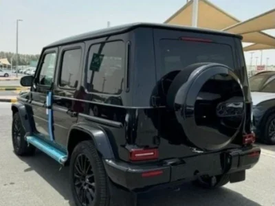 2023 Mercedes-Benz G 500 G Class 3.0 Litres 6 Cylinders Petrol Engine Black SUV