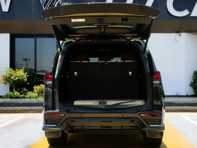 2022 LEXUS LX 600 SIGNATURE 3.5L twin-turbo V6 Petrol Engine Green Tan SUV GCC Specs