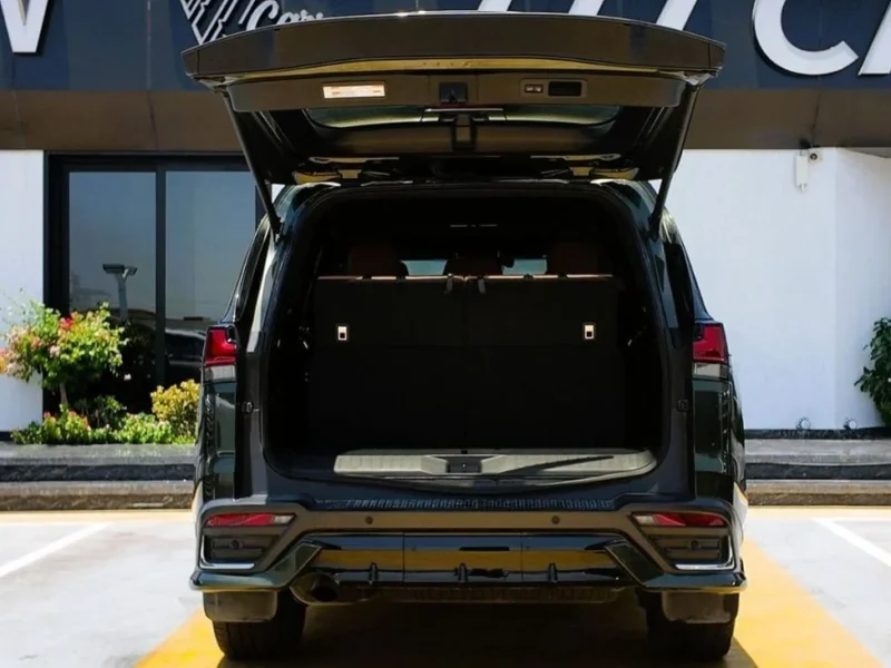 2022 LEXUS LX 600 SIGNATURE 3.5L twin-turbo V6 Petrol Engine Green Tan SUV GCC Specs