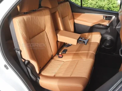 2026 Model Toyota Fortuner VXR VX1 4.0 6 Cylinders Petrol Engine White Beige SUV GCC