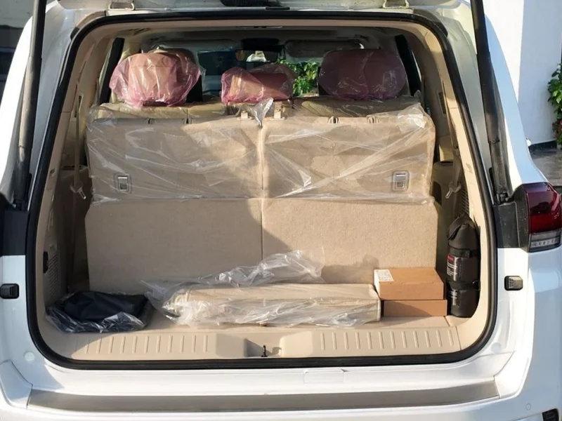 2025 Toyota Land Cruiser VXR 3.3L V6 Twin-Turbo Diesel Engine White Beige SUV GCC Specs