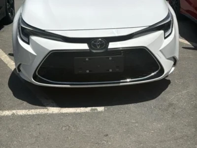 2024 Toyota Corolla 1.2 Litres 4 Cylinders Hybrid Engine White Black Sedan Automatic