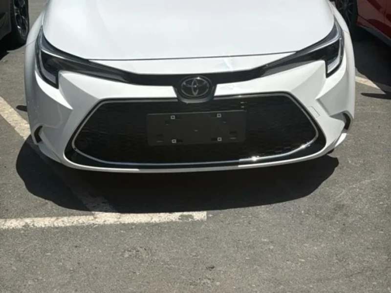 2024 Toyota Corolla 1.2 Litres 4 Cylinders Hybrid Engine White Black Sedan Automatic