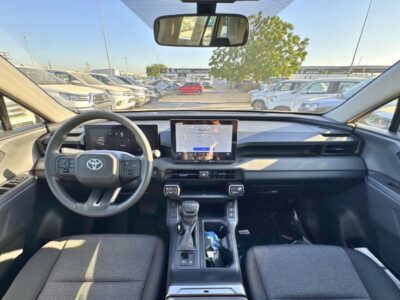 2026 Toyota RAV 4 LE HYBRID HEV STANDARD OPTION 2.5L V4 Black Grey SUV GCC Specs
