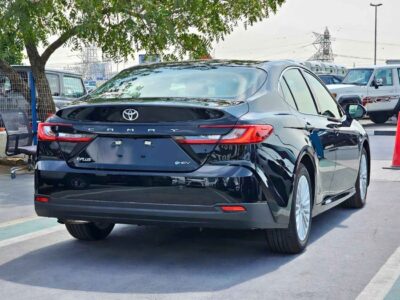 2025 Toyota Camry E-PLUS HYBRID 2.5L V4 Engine Black Beige Sedan GCC Specs