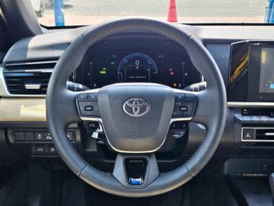 2025 Toyota Camry E-PLUS HYBRID 2.5L V4 Engine Black Beige Sedan GCC Specs
