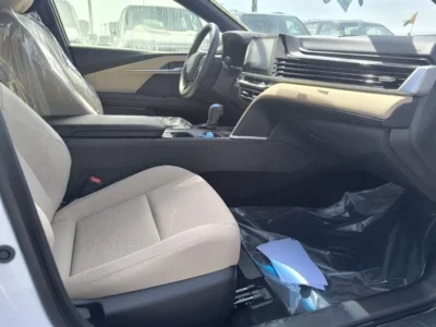2025 Toyota Camry E 2.5 Liters 4 Cylinders petrol Engine White Beige Sedan Automatic