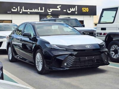 2025 Toyota Camry E-PLUS HYBRID 2.5L V4 Engine Black Beige Sedan GCC Specs