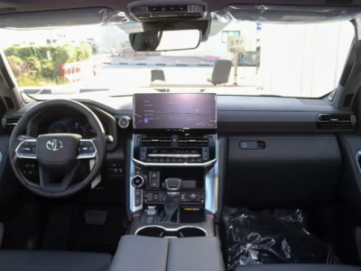 2026 Toyota Land Cruiser (LC300) VX 4.0 Litres 6 Cylinders Petrol Engine White Black SUV