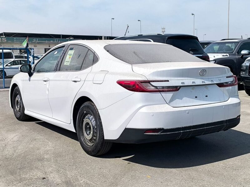 2025 Toyota Camry E 2.5 Liters 4 Cylinders petrol Engine White Beige Sedan Automatic