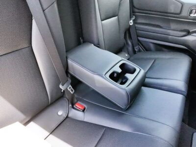 2025 TOYOTA PRADO Monotone 2.8L 4 Cylinders Diesel Engine White Black SUV GCC