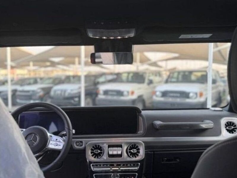 2023 Mercedes-Benz G 500 G Class 3.0 Litres 6 Cylinders Petrol Engine Black SUV