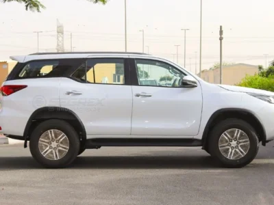 2026 Model Toyota Fortuner VXR VX1 4.0 6 Cylinders Petrol Engine White Beige SUV GCC
