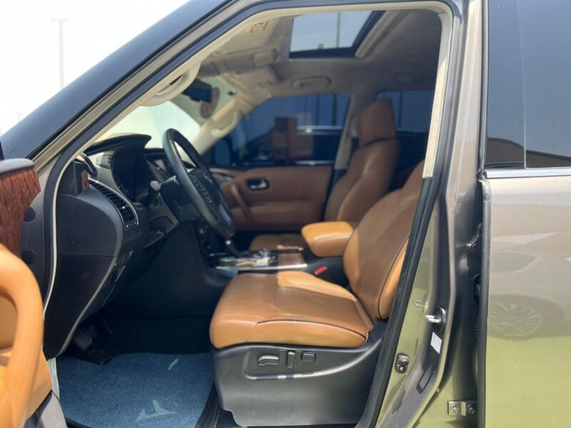 2018 NISSAN PATROL LE TITANIUM 5.6 Litres V8 Petrol Engine Grey Tan SUV GCC Specs