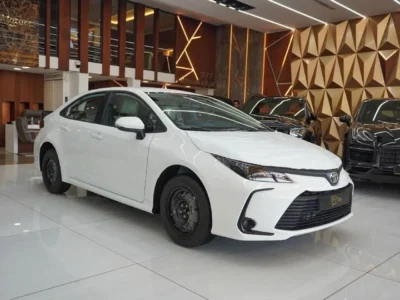 2026 TOYOTA COROLLA XLI 1.6 Litres 4 Cylinders Petrol Engine White Beige Sedan GCC Specs