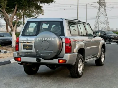 2024 Nissan Patrol Safari Manual 4.8 Litres 6 Cylinders Petrol Engine Silver Grey SUV GCC Specs