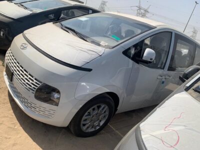 2024 Hyundai Staria 3.5L Petrol 6 Cylinders Petrol Engine White Black GCC