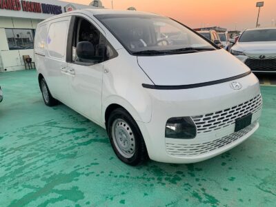 2024 Hyundai Staria 3.5L 6 Cylinders Petrol Engine White Black Spacious Family Van