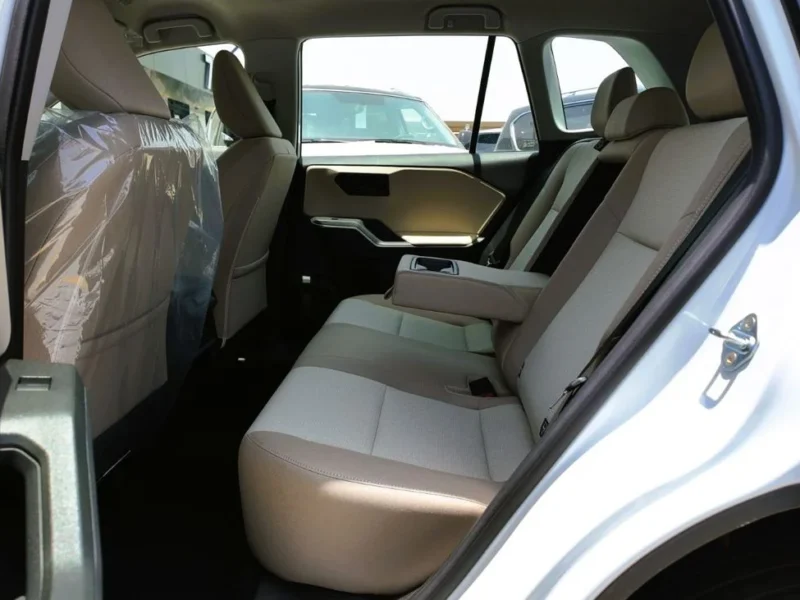2026 TOYOTA RAV 4 EXR 2.0 Litres 4-Cylinder Petrol Engine White Beige SUV GCC Specs