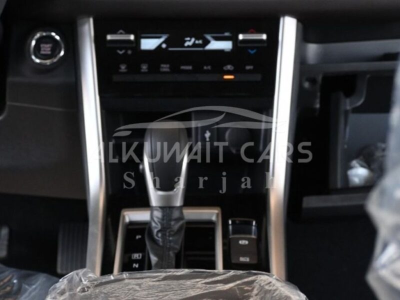 2023 MITSUBISHI XPANDER 1.5L 4 Cylinders PETROL Engine AT White Black SUV GCC Specs