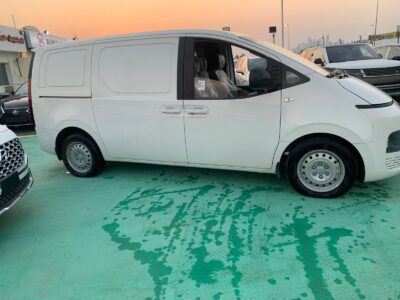 2024 Hyundai Staria 3.5L 6 Cylinders Petrol Engine White Black Spacious Family Van
