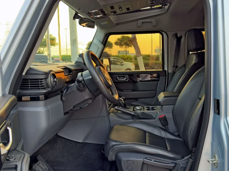 2023 INEOS Grenadier FIELDMASTER EDITION STD 3.0L 6 Cylinders Silver Black SUV GCC