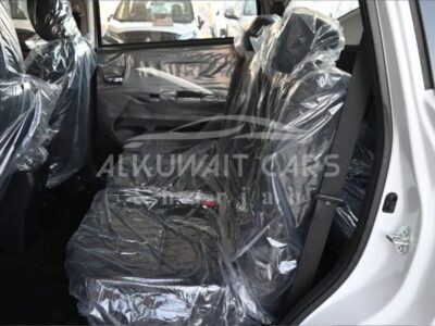 2023 MITSUBISHI XPANDER 1.5L 4 Cylinders PETROL Engine AT White Black SUV GCC Specs