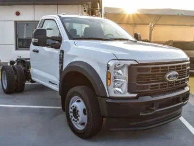 2026 Ford F550 XL Super Duty 6.7L V8 Turbo Petrol Engine White Black Pickup Truck Automatic