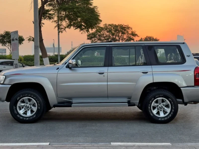 2024 Nissan Patrol Safari Manual 4.8 Litres 6 Cylinders Petrol Engine Silver Grey SUV GCC Specs