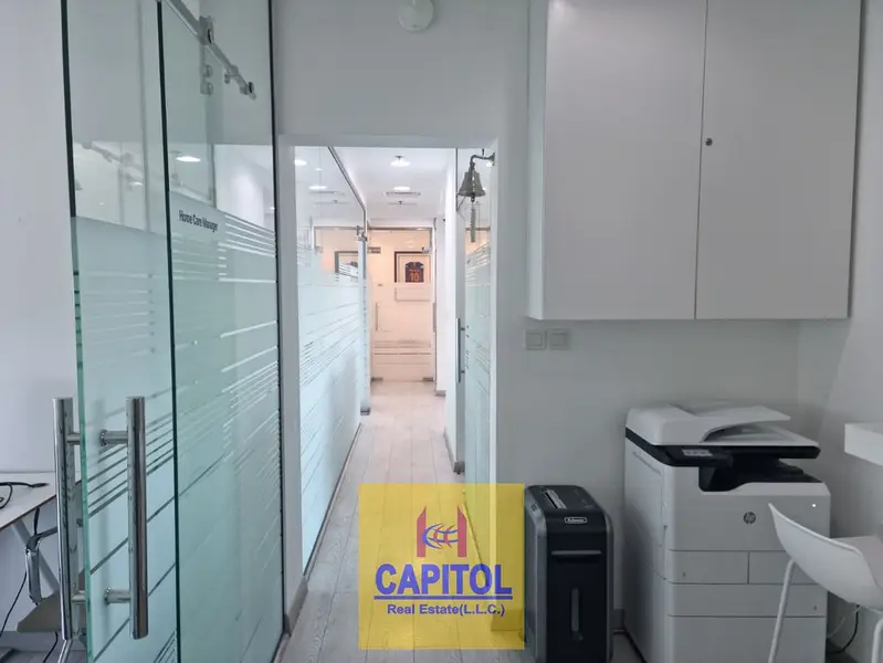 1,446 sqft FURNISHED OFFICE ,BURJ KHALIFA AND CANAL VIEW WITH 6 PARTITION HIGH FLOOR AVAIL