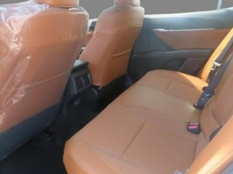2024 Toyota Camry CLASSIC 2.5 Litres 4 Cylinders Petrol Engine White Orange Sedan