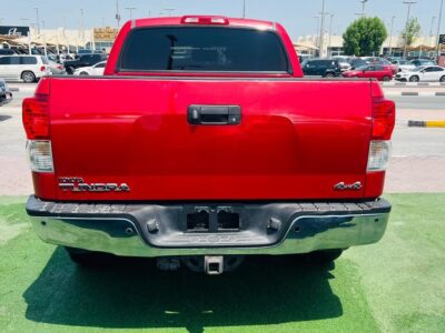 2011 TOYOTA TUNDRA 5.7 Litres V8 Petrol Engine Red Black Pickup Truck Automatic