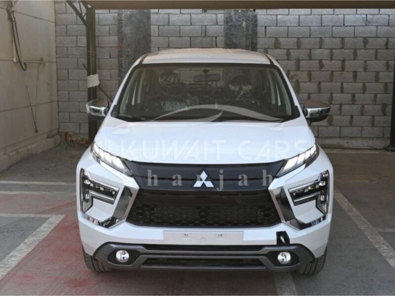 2023 MITSUBISHI XPANDER 1.5L 4 Cylinders PETROL Engine AT White Black SUV GCC Specs
